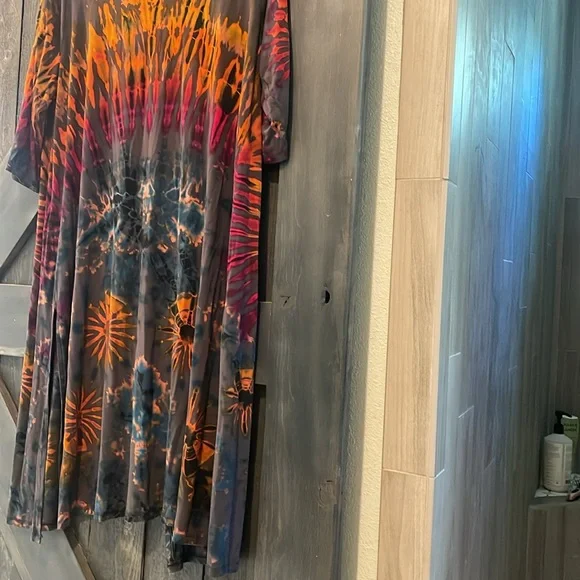Kathmandu Imports | Tie Dye Kimono Robe - Picture 5 of 7